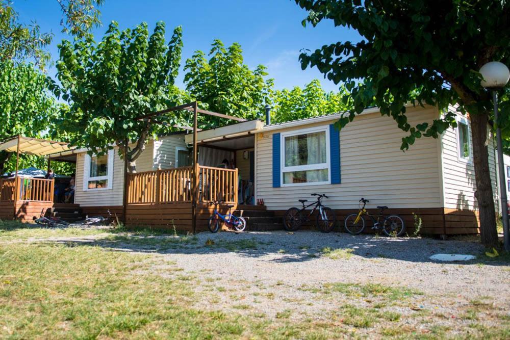 Camping El Pasqualet Hotel Caldes De Montbui Exterior photo